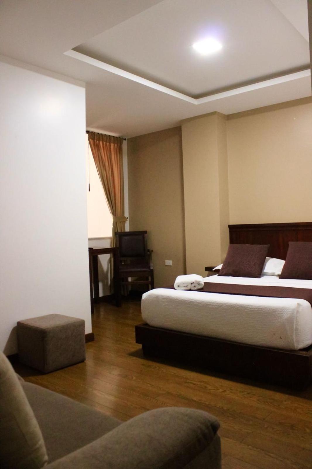 Hostal Camil Лоха Экстерьер фото
